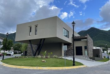 Casa en  Calle Portal Del Huajuco, La Herradura, Monterrey, Nuevo León, 64985, Mex