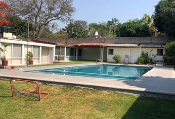 Casa en condominio en  Calle Magnolias 331, Lomas De Cuernavaca, Tres De Mayo, Emiliano Zapata, Morelos, 62584, Mex