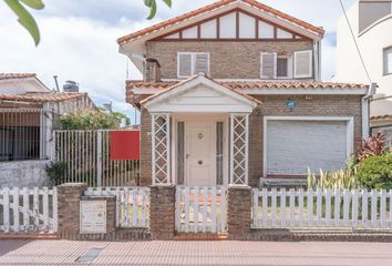 Casa en  Alberdi, Rosario