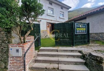 Chalet en  Llanes, Asturias