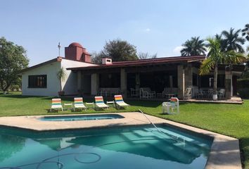 Casa en  Avenida Virginia Fábregas, Benito Juárez, Yautepec De Zaragoza, Yautepec, Morelos, 62732, Mex