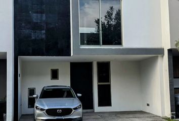 Casa en condominio en  Circuito 2, Los Magueyes, San Pedro Tlaquepaque, Jalisco, 45602, Mex