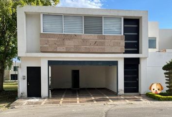 Casa en  Circuito San Telmo, Las Trojes, Torreón, Coahuila De Zaragoza, 27013, Mex