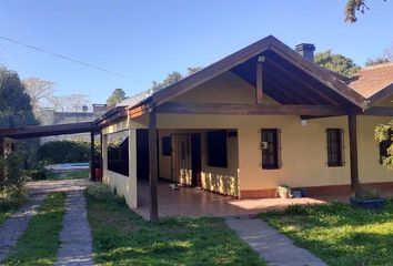 Casa en  Arturo Seguí, Partido De La Plata