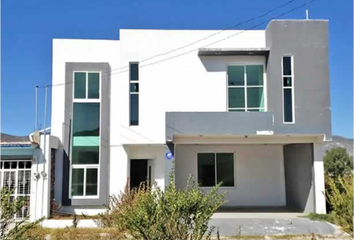 Casa en  Calle Bosques De El Sabino, Bosques De Santiago, Javier Rojo Gómez, Santiago Tulantepec De Lugo Guerrero, Hidalgo, 43774, Mex