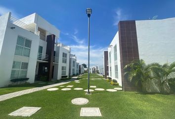 Casa en condominio en  Privada Residencial Las Fuentes, Las Fuentes, Yautepec De Zaragoza, Yautepec, Morelos, 62732, Mex