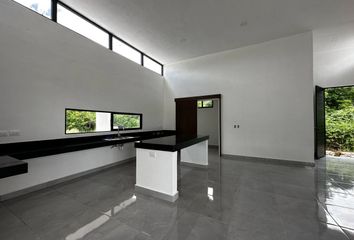 Casa en  Calle 28, Komchén, Mérida, Yucatán, 97302, Mex