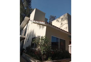 Casa en  Pueblo Santa María Ahuacatitlán, Cuernavaca, Morelos