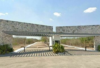 Lote de Terreno en  Calle 15-b, Sierra Papacal, Mérida, Yucatán, 97303, Mex