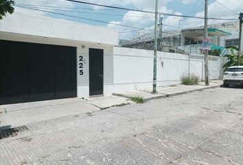 Casa en  Calle Vigesima Primera Poniente Sur 225, Samuel León Brindis, Tuxtla Gutiérrez, Chiapas, 29060, Mex