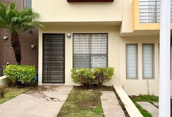 Casa en condominio en  Calle Fresno, Las Terrazas, San Pedro Tlaquepaque, Jalisco, 45599, Mex