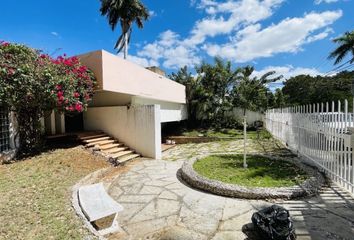 Casa en  Calle 5, Campestre, Mérida, Yucatán, 97120, Mex