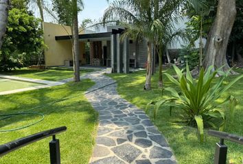 Lote de Terreno en  Avenida Adolfo Ruiz Cortines, San Miguel Acapantzingo, Cuernavaca, Morelos, 62446, Mex