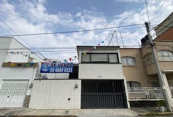 Casa en  Calle Corola, El Reloj, Coyoacán, Ciudad De México, 04640, Mex