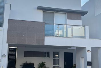 Casa en  Calle Britania, Dominio Cumbres Sector Britania, Mitras Poniente, García, Nuevo León, 66036, Mex