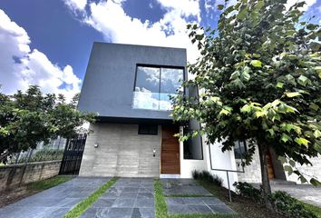 Casa en condominio en  Paseo Solares, Base Aerea Militar No 5, Zapopan, Jalisco, 45019, Mex