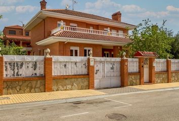 Chalet en  Meco, Madrid Provincia