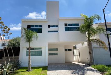 Casa en  Cañadas Del Lago, Corregidora, Querétaro