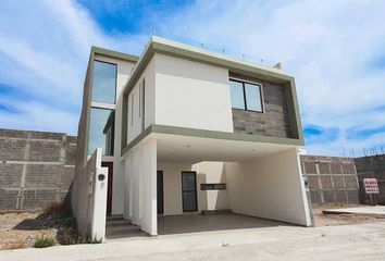 Casa en  Avenida Fundidora, Mexquitic De Carmona, San Luis Potosí, 78470, Mex