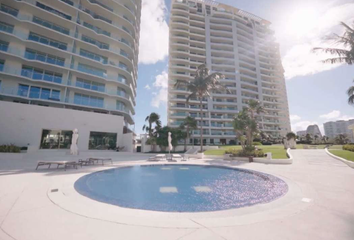 Casa en condominio en  Avenida Kukulkán, Zona Hotelera, Cancún, Benito Juárez, Quintana Roo, 77500, Mex