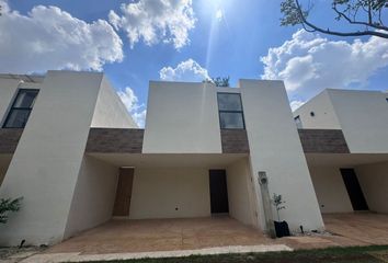 Casa en condominio en  Calle 30, Canto, Mérida, Yucatán, 97189, Mex