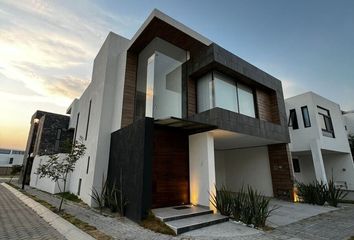 Casa en  Boulevard América, Parque Sicilia, San Andrés Cholula, Puebla, 72830, Mex