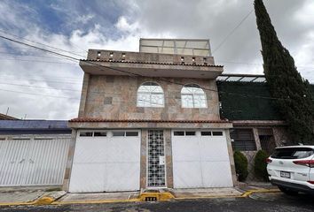 Casa en  Calle Alhelíes 4, Izcalli Ii, Metepec, México, 52176, Mex