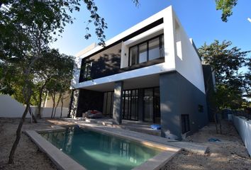 Casa en condominio en  Yucatán Country Club, Mérida, Yucatán, Mex