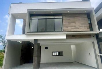 Casa en  El Barrial, Santiago, Nuevo León