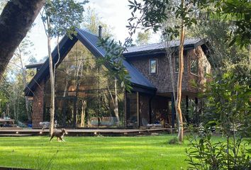 Casa en  Puerto Varas, Llanquihue