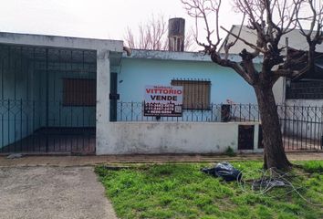 Casa en  Morón, Partido De Morón