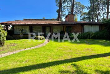 Casa en  Avándaro, Valle De Bravo