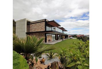 Casa en  Conquistadores, Medellín