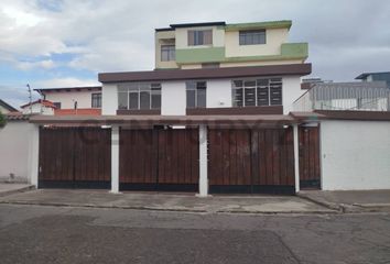 Casa en  Kennedy, Quito