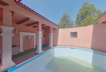 Chalet en  La Carlota, Córdoba Provincia