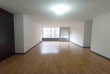 Apartamento en  Poblado, Medellín