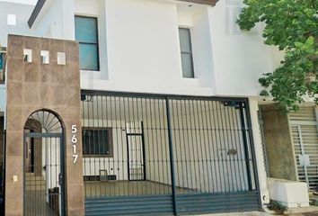 Casa en  Calle Plaza Verano, Jardines Del Paseo, Monterrey, Nuevo León, 64900, Mex