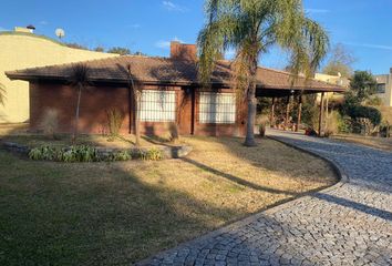 Casa en  Barrio Parque Matheu, Partido De Escobar