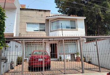 Casa en  Calle Vía Láctea 120-160, Jardines De Satélte, Naucalpan De Juárez, México, 53129, Mex