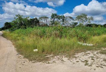 Lote de Terreno en  X Canatún, Mérida, Yucatán, Mex