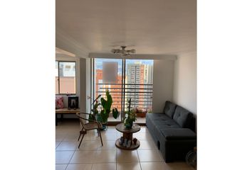 Apartamento en  La Nubia, Medellín