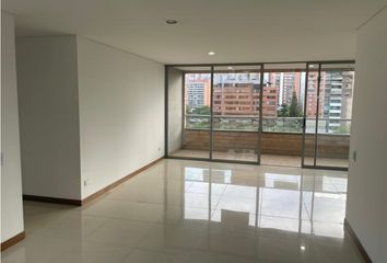 Apartamento en  Castropol, Medellín