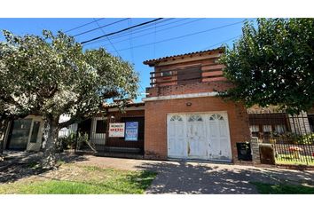 Casa en  Paso Del Rey, Partido De Moreno