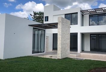 Casa en condominio en  Calle 21, Cholul, Mérida, Yucatán, 97305, Mex