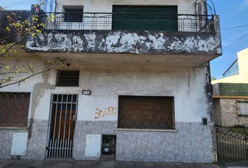 Departamento en  Calle Cabildo 1120, González Catán, La Matanza, B1768, Provincia De Buenos Aires, Arg