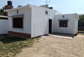 Casa en  Calle Joaquín González, Yocsina, Santa María, Córdoba, Arg