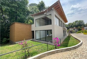 Casa en  Avándaro, Valle De Bravo