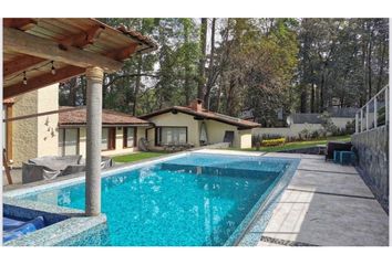 Casa en  Avándaro, Valle De Bravo