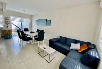 Casa en condominio en  Prolongación Flor De Nochebuena, Paseo De Los Olivos, Playa Del Carmen, Solidaridad, Quintana Roo, 77714, Mex