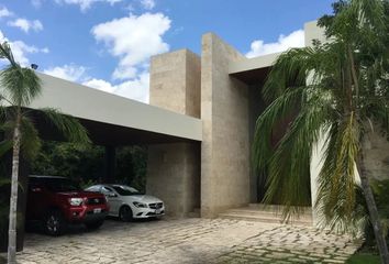 Casa en  Yucatan Country Club, Mérida, Yucatán, Mex